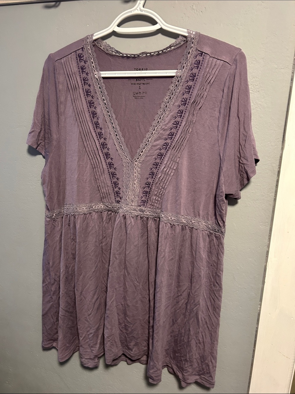 torrid Lavender-Purple V-Neck Lace Trim Tunic